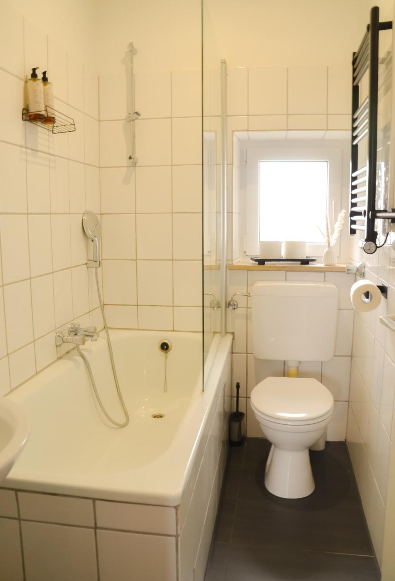 Milpau Buer 3 - Modernes Und Zentrales Premium-Apartment Mit Queensize-Bett, Netflix, Nespresso Und Smart-Tv Гельзенкирхен Экстерьер фото