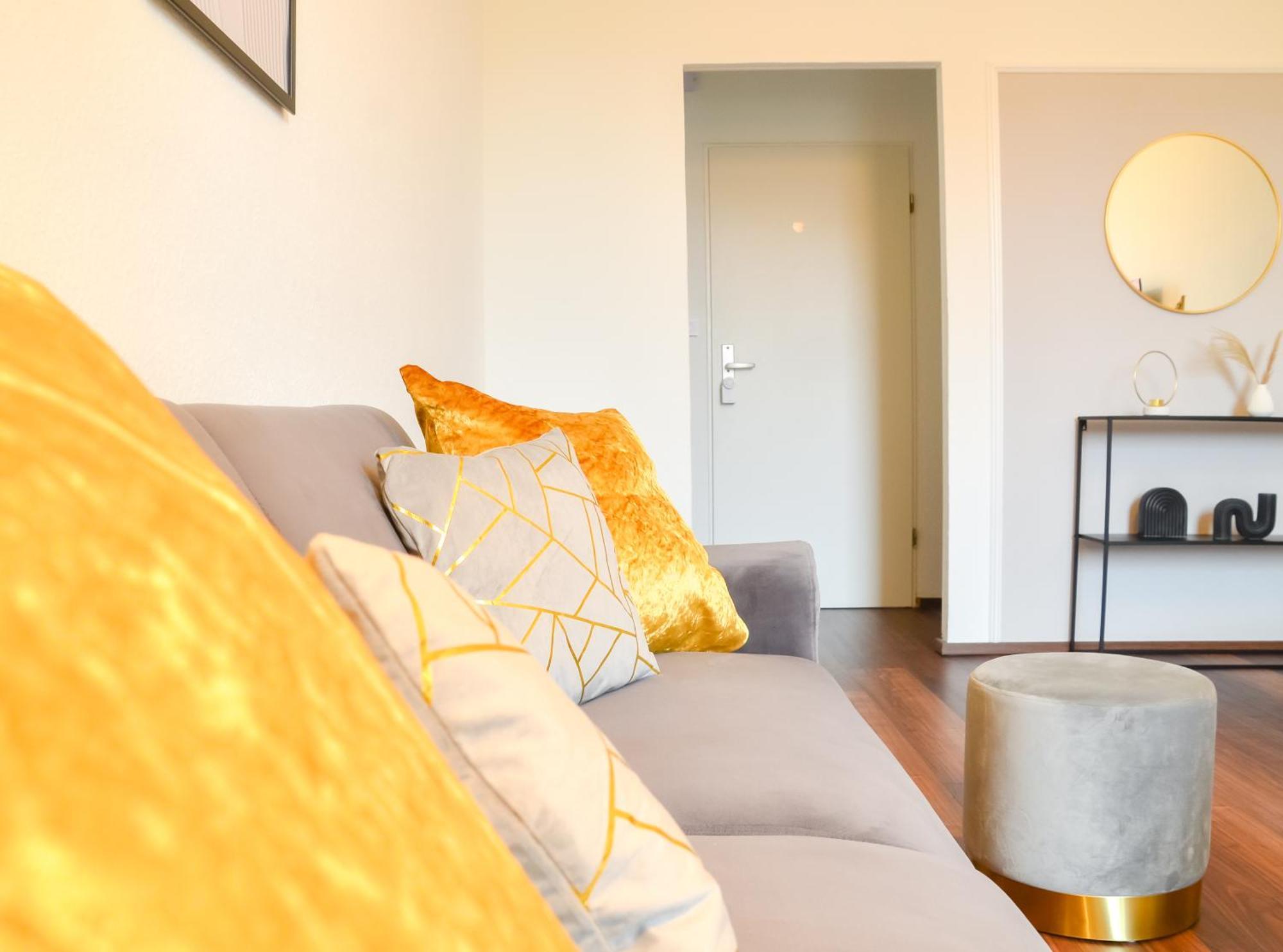 Milpau Buer 3 - Modernes Und Zentrales Premium-Apartment Mit Queensize-Bett, Netflix, Nespresso Und Smart-Tv Гельзенкирхен Экстерьер фото